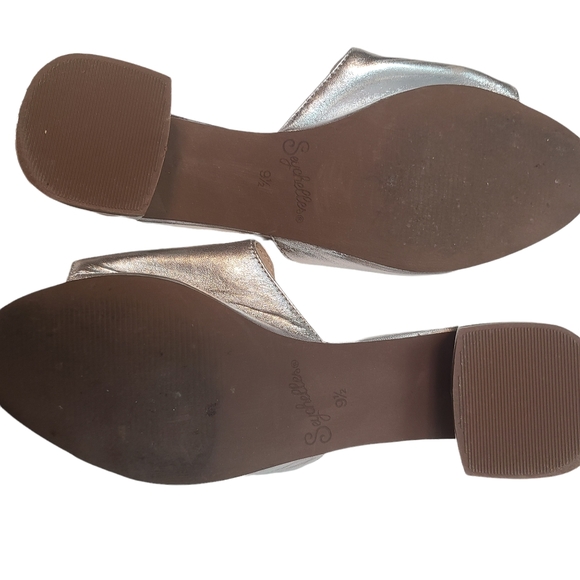 Seychelles Size 9.5 slide sandals - Picture 7 of 8